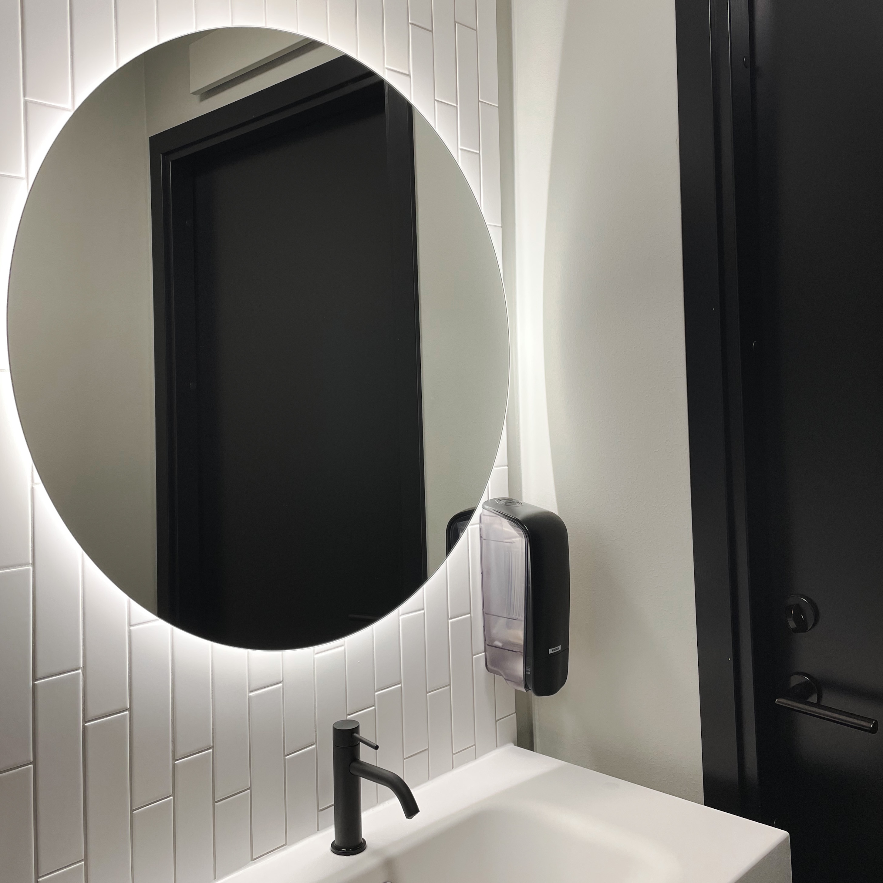 LED-spegel Nora