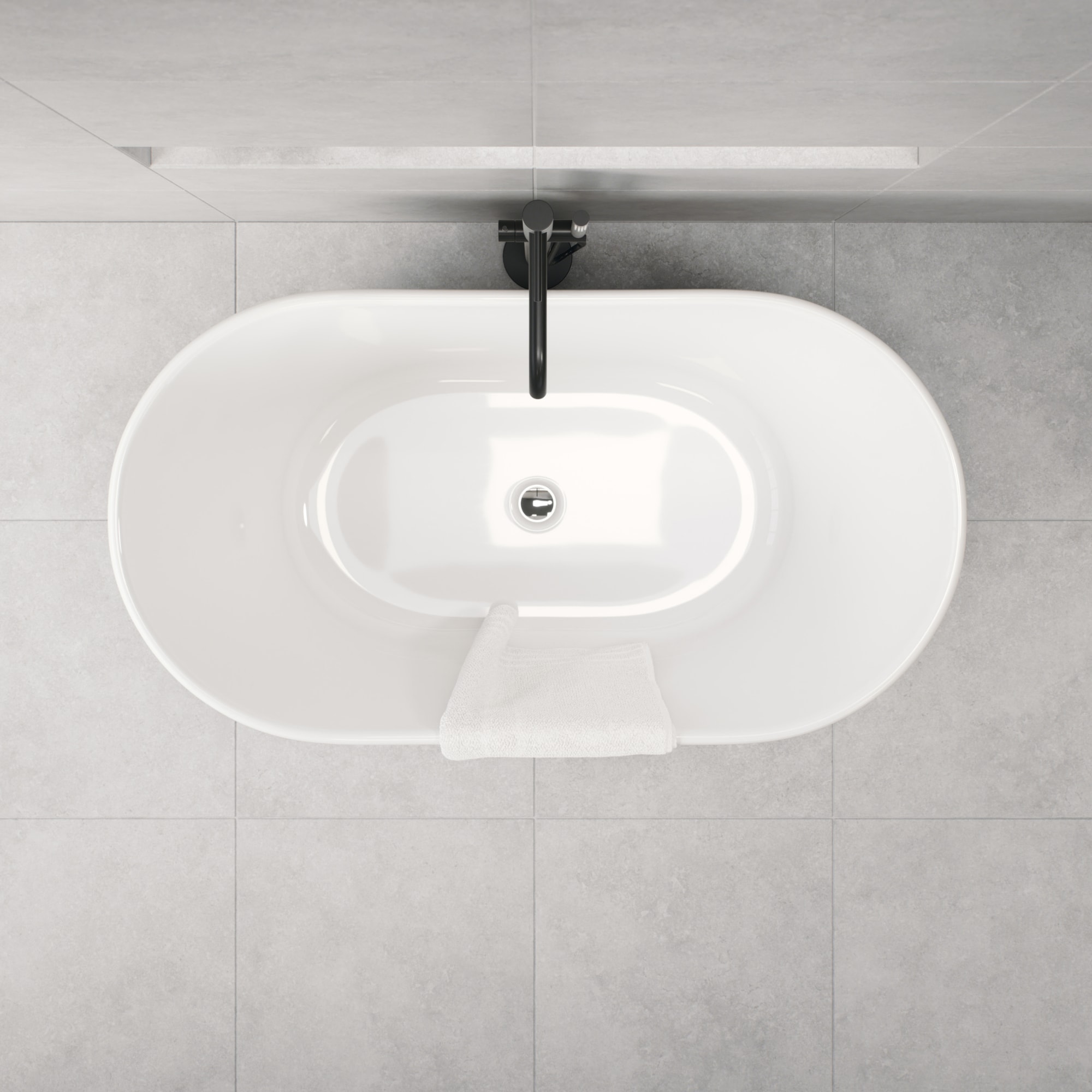 vitt fristående badkar 150cm grått kalkstenskakel badrum